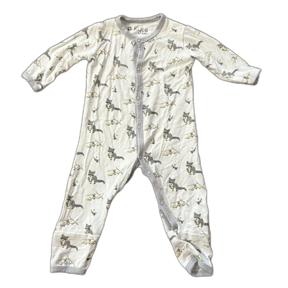Kyte Baby Bamboo Snap Footie Sleeper White Nocturnal Animal Print Size‎ Newborn